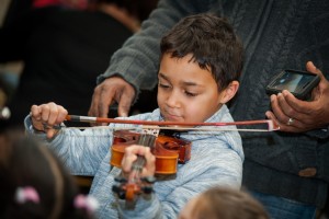 Student Violin_IDZ_Photo by Joe Crawford